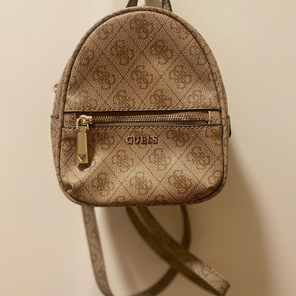 Mini Guess Backpack. - image 1